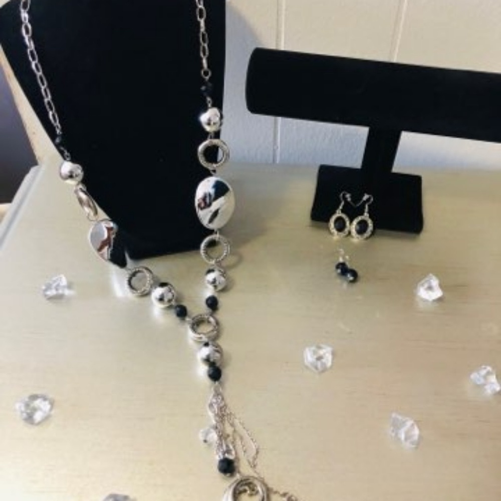 Platinum and Black Set